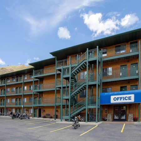 Travelodge By Wyndham Gardiner Yellowstone Park North Entr Extérieur photo