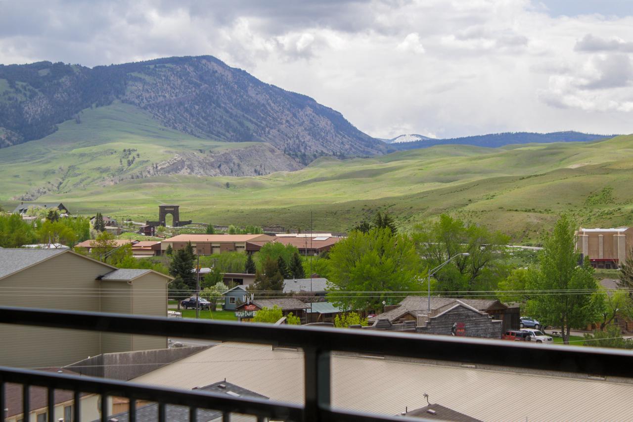 Travelodge By Wyndham Gardiner Yellowstone Park North Entr Extérieur photo